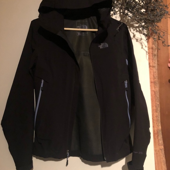 The North Face Hyvent windbreaker - Picture 3 of 8